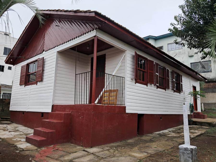 CASA MISTA-BAIRRO SANTA RITA