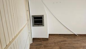 listing-small